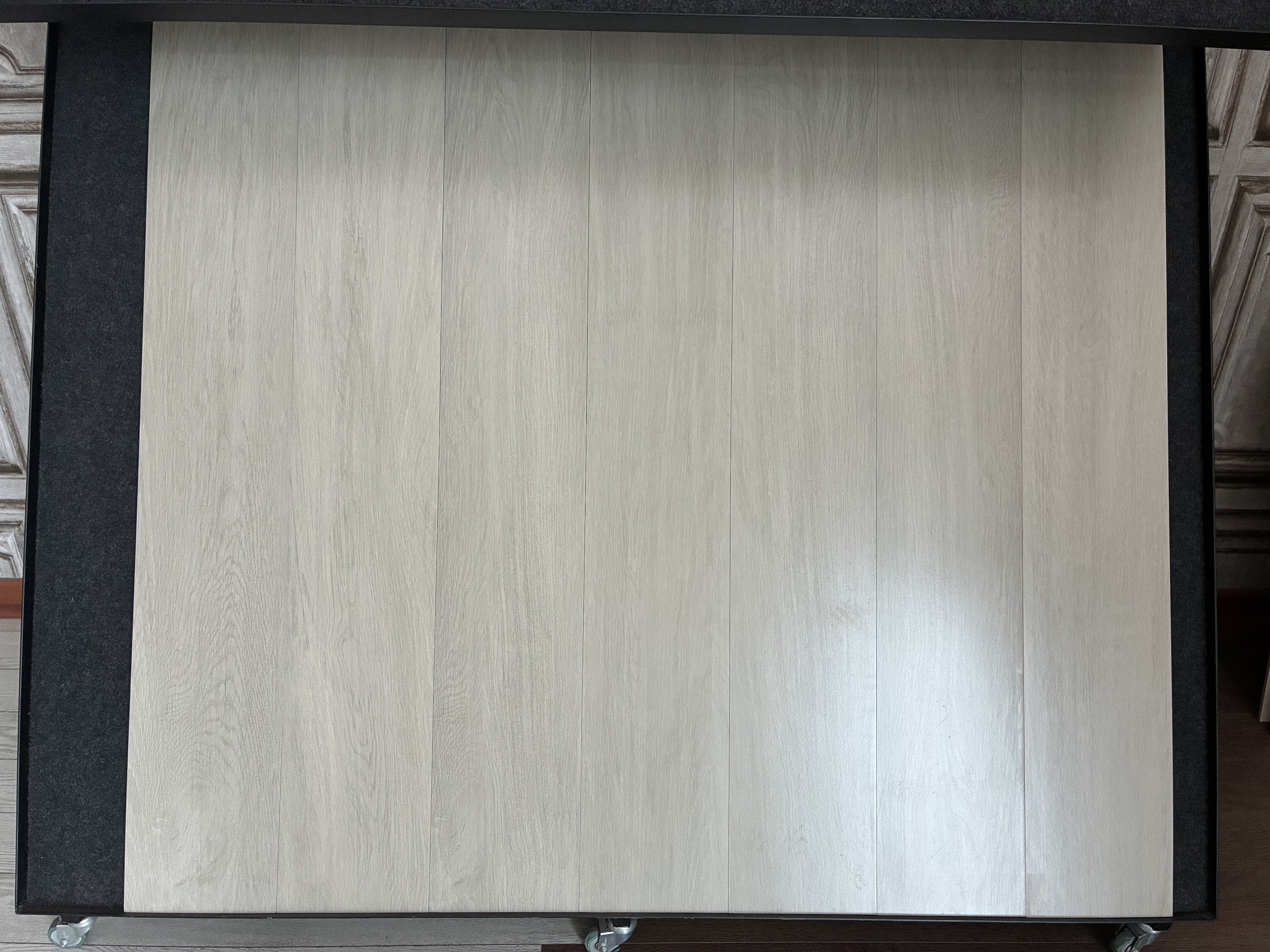 $12.900 por m²<br>Cerámica Gris de Alicante  Rect 19x120<br>Caja de 2.28 m²