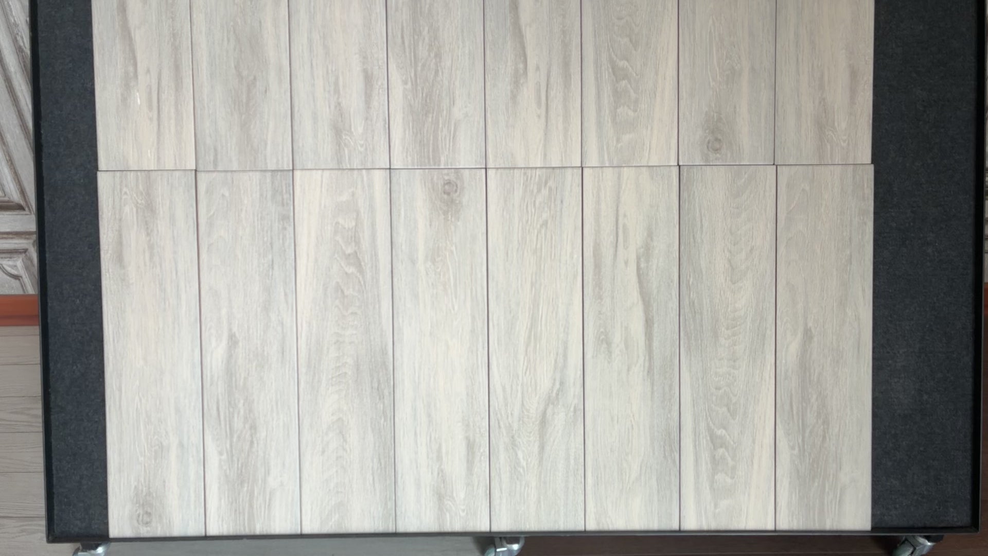 $ 8.490 por m²<br>Cerámica Madera Bosque Glacial 15,4x60<br>Caja de 1.56 m²